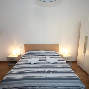 Golden , Avola Italia