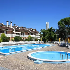 https://residence-equilio.hotelslidodijesolo.com